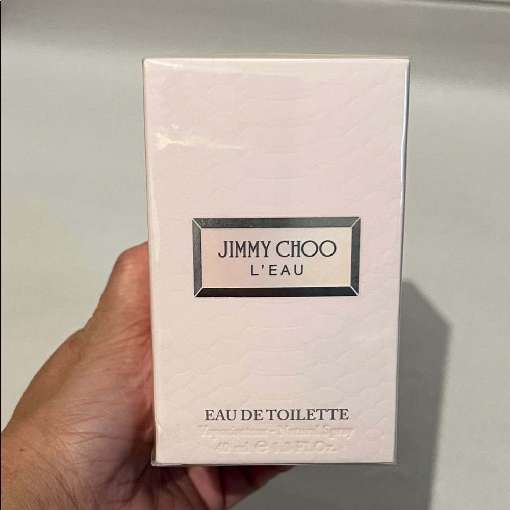 Jimmy Choo L'Eau Eau de Toilette in Soft Pink Box
